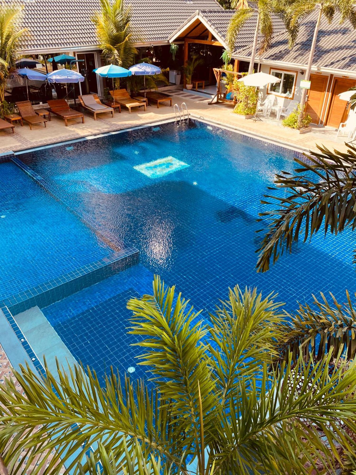 פאטאיה Paradise Land Resort מראה חיצוני תמונה